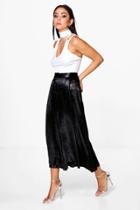 Boohoo Amelle Pleat Front Tailored Satin Culottes Black