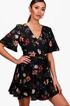 Boohoo Cyntha Angel Sleeve Wrap Tie Kimono Dress