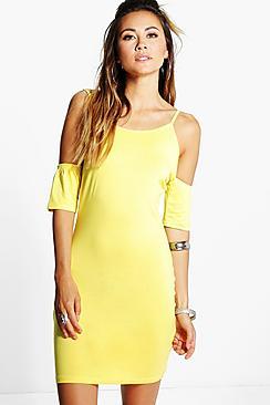 Boohoo Lisa Basic Cold Shoulder Ruffle Bodycon Dress