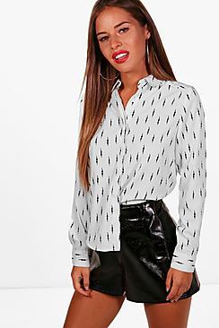 Boohoo Petite Amanda Lightning Print Oversized Shirt