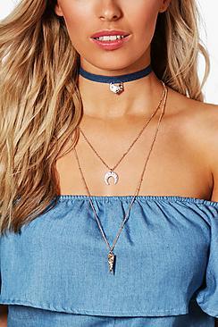 Boohoo Julia Layered Horn And Military Badge Choker