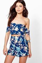 Boohoo Lara Woven Floral Print Crop And Short Co-ord