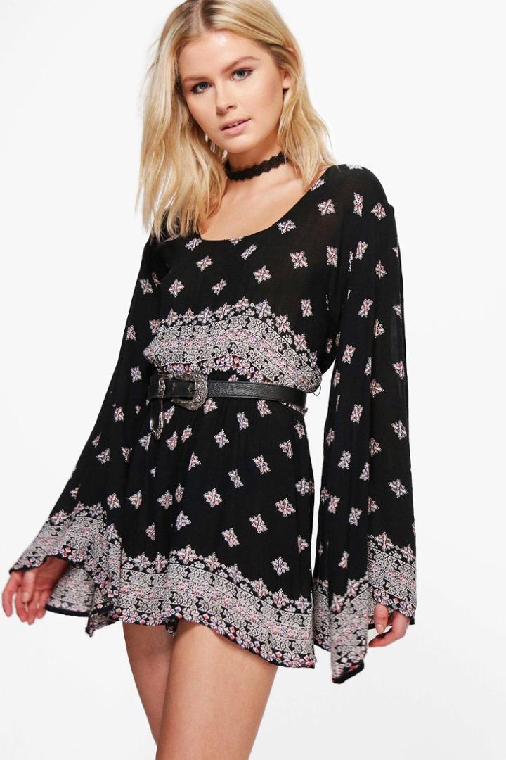 Boohoo Julie Flare Sleeve Border Print Playsuit Black