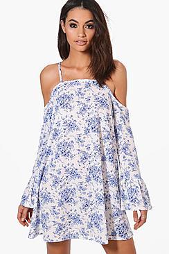 Boohoo Lilly Floral Cold Shoulder Shift Dress