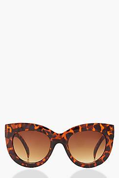 Boohoo Oversized Tortoiseshell Cat Eye Sunglasses
