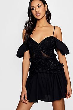 Boohoo Boutique Talia Lace And Pleated Skater Dress