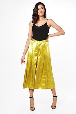 Boohoo Flavia Satin Pleat Front Culottes
