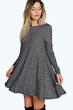 Boohoo Layla Brushed Knit Geo Print Swing Dress