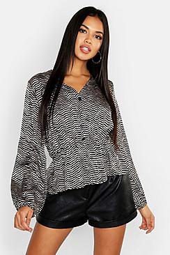 Boohoo Woven Chevron Pep Hem Blouse