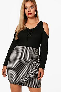 Boohoo Plus Aimee Lace Up Cold Shoulder Jumper