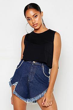 Boohoo Basic Pocket Sleeveless Crop Sleeve Top