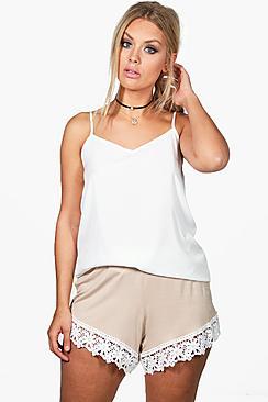 Boohoo Plus Crochet Trim Beach Short