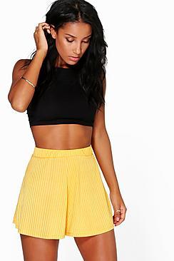 Boohoo Lois Rib Flippy Shorts
