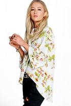 Boohoo Tanya Floral Curved Hem 3/4 Sleeve Shirt