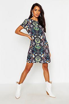 Boohoo Woven Floral Paisley Shift Dress