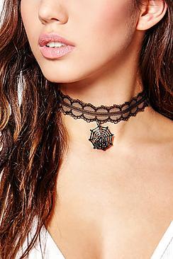 Boohoo Halloween Robyn Cobweb Pendant Lace Choker