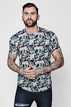 Boohoo Longline Curve Hem Sublimation Print T-shirt