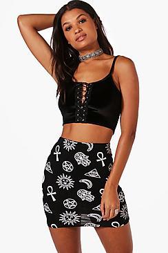 Boohoo Giselle Festival Print Mini Skirt