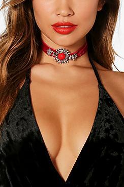 Boohoo Milly Filgree Stone Detail Choker