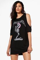 Boohoo Lucy Revenge Cold Shoulder T-shirt Dress