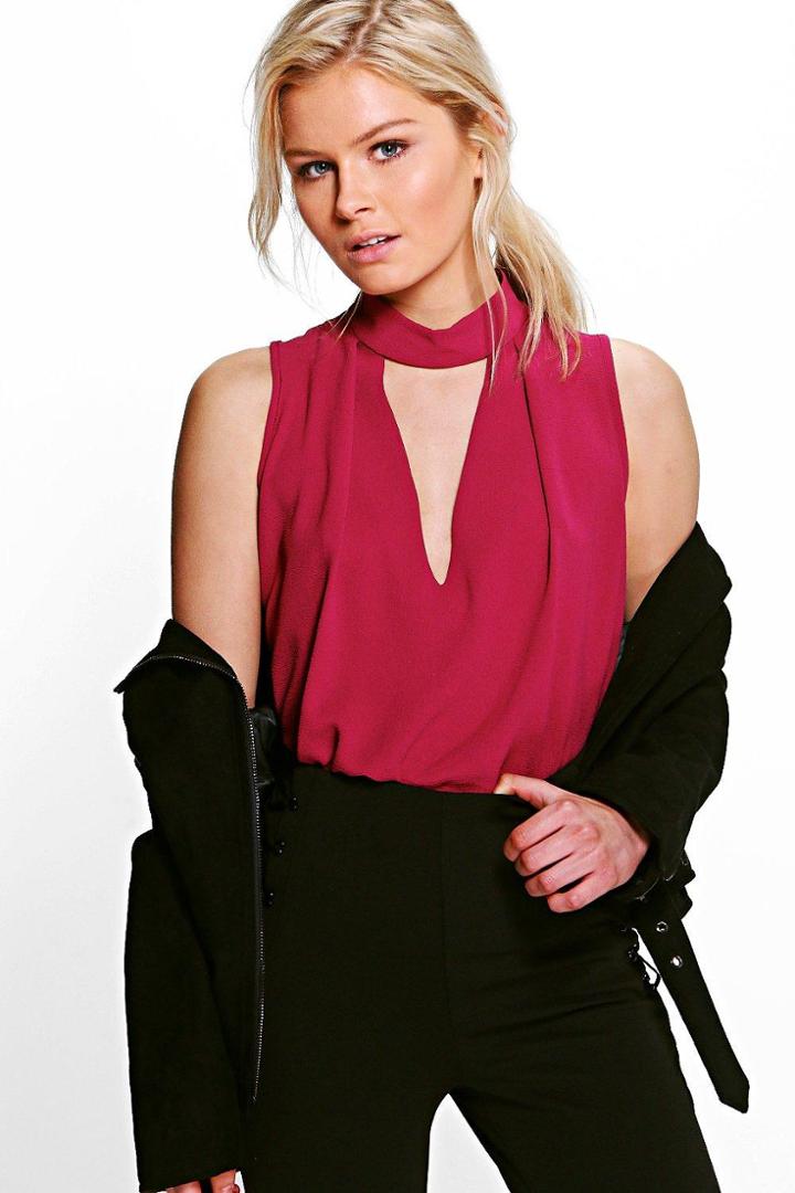 Boohoo Olivia Woven Choker Plunge Top Wine