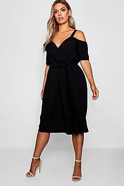 Boohoo Plus Plunge Ruffle Contrast Belt Midi Dress