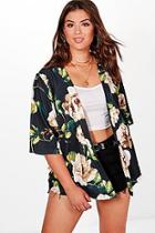 Boohoo Plus Sophia Floral Kimono