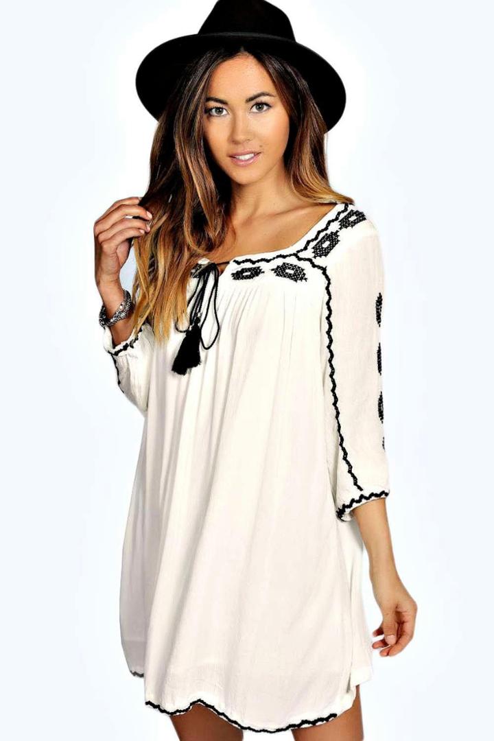 Boohoo Scarlett Embroidered Tassel Dress Black