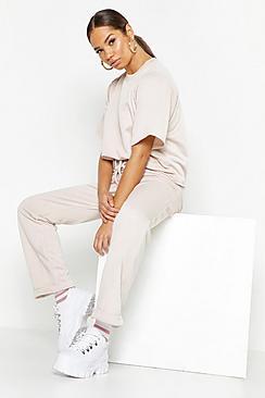 Boohoo T-shirt & Jogger Set