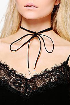 Boohoo Anya Faux Pearl Tip Tie Up Cord Choker