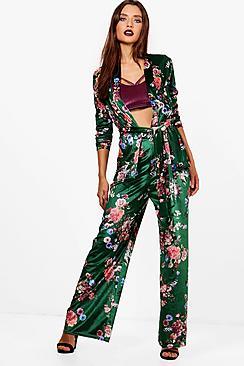 Boohoo Eva Floral Printed Velvet Wide Leg Trouser