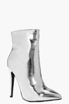 Boohoo Nancy Metallic Pointed Shoe Boot Silver