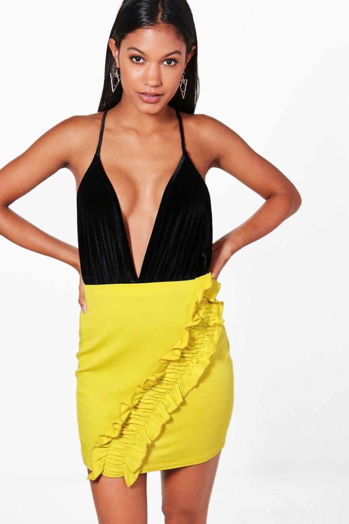 Boohoo Laila Ruffle Front Mini Skirt Lime