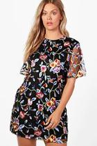 Boohoo Plus Frankie Floral Embroidered Shift Dress