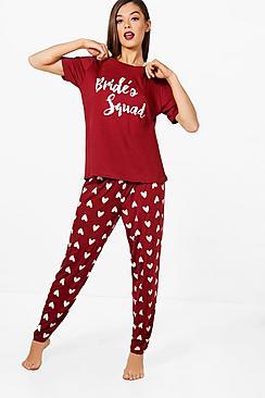 Boohoo Abigail Brides Squad Heart Tee & Legging Set