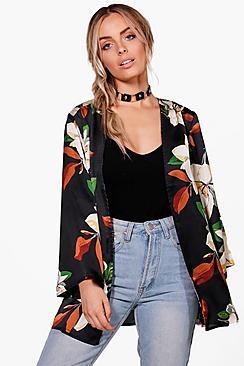 Boohoo Yasmin Woven Floral Silky Kimono