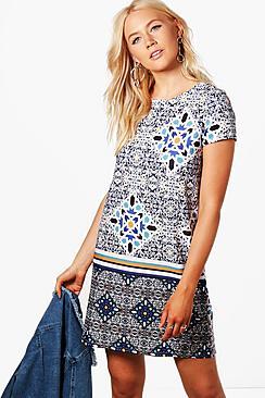 Boohoo Niamh Paisley Geo Print Shift Dress