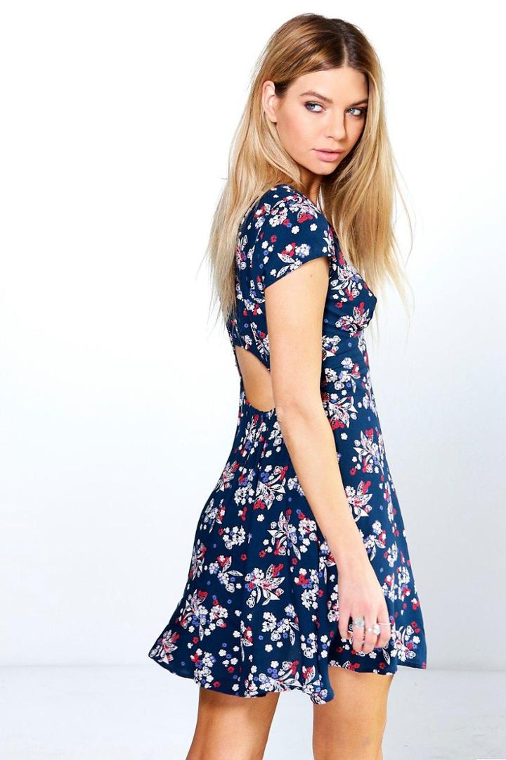 Boohoo Aoife Woven Printed Cut Out Back Dress Multi