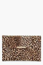 Boohoo Leopard Envelope Clutch And Bar
