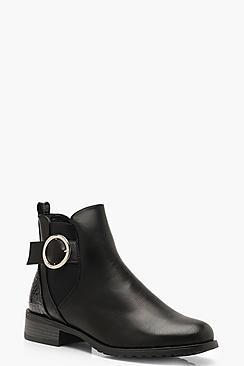 Boohoo Chelsea Boots With Croc Panel