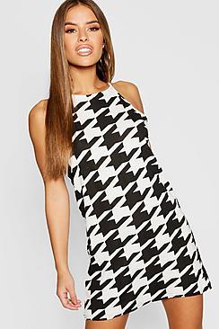 Boohoo Petite Dogtooth High Neck Shift Dress