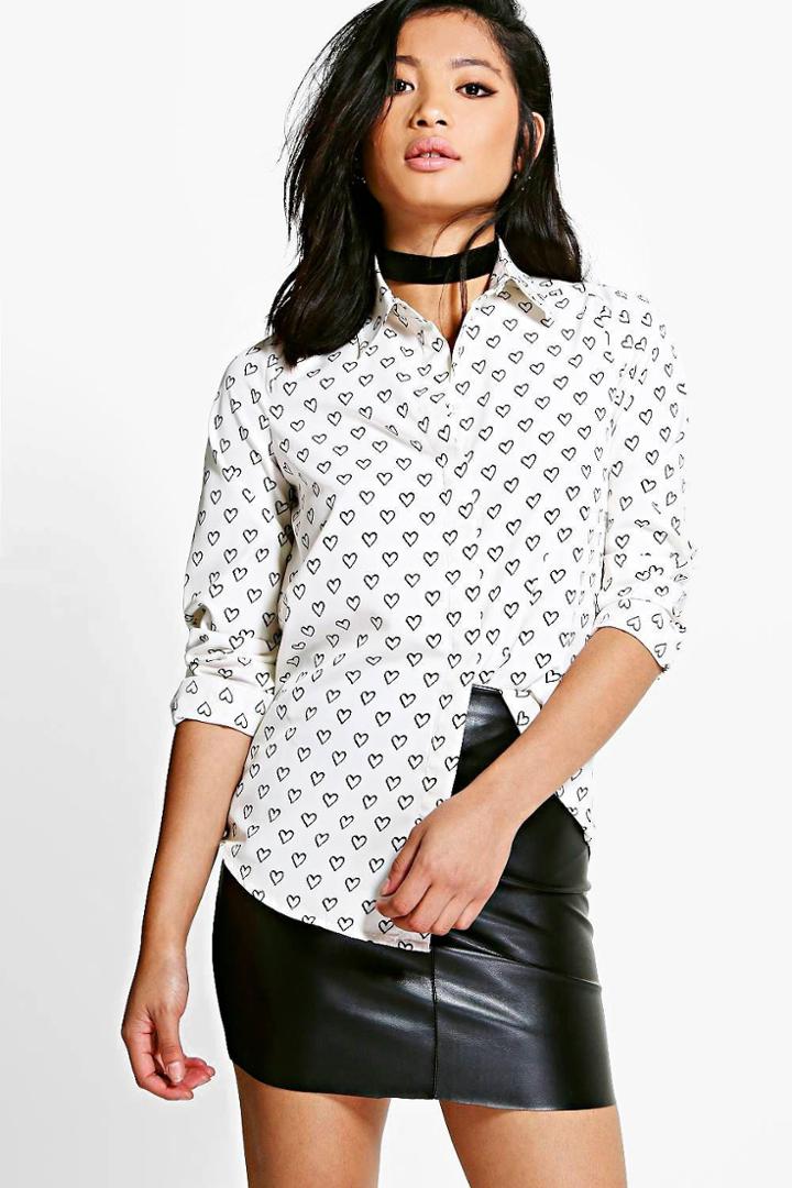 Boohoo Petite Kerrie Heart Printed Shirt White