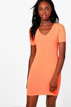 Boohoo Hollie V Neck T-shirt Dress