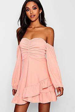 Boohoo Ruched Volume Sleeve Skater Dress