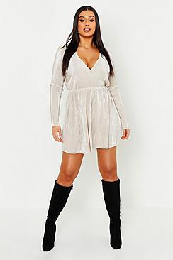 Boohoo Plus Plisse Plunge Skater Dress