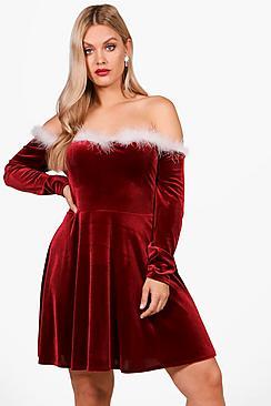 Boohoo Plus Sara Velvet Christmas Skater Dress