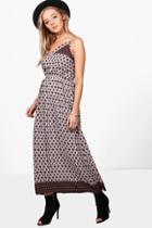 Boohoo Cersei All Over Printed Maxi Dress Red