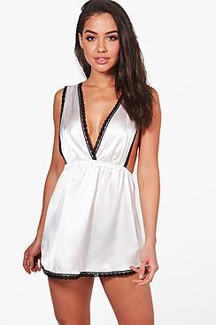 Boohoo Martha  Bridal V Neck Satin Night Dress