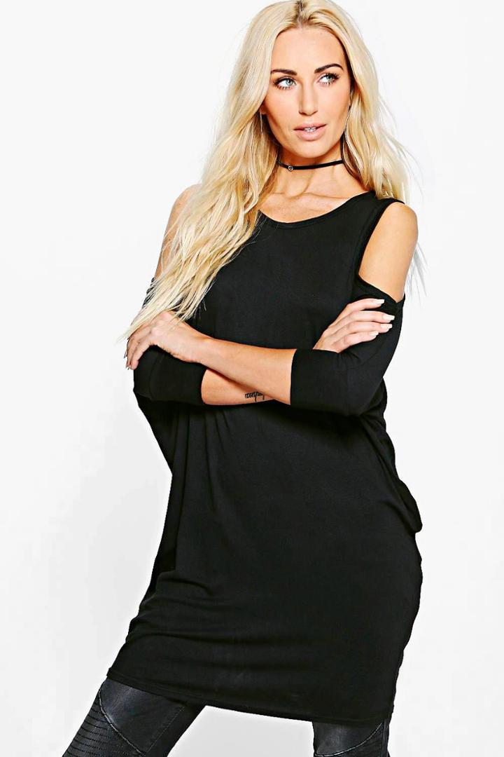 Boohoo Christina Cold Shoulder Batwing T-shirt Black