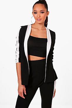 Boohoo Emily Contrast Lapel And Stripe Blazer